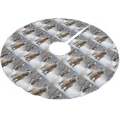 Cairn Terrier lässt es Weihnachten schnee Polyester Weihnachtsbaumdecke (Schrägansicht)