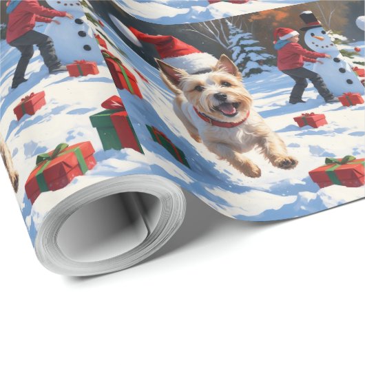Cairn Terrier läuft in Snow mit Weihnachtsmütze Geschenkpapier (Rolleneckpunkt)