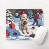 Cairn Terrier läuft in Snow mit Weihnachtsmütze Mousepad (Mit Mouse)