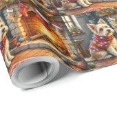 Cairn Terrier sitzt am Kamin mit Weihnachtsbeleuch Geschenkpapier (Rolleneckpunkt)