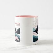 Cairngorms National Park Scotland Colored Hills Zweifarbige Tasse (Mittel)