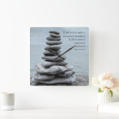 Cairnsteinfotografie | Bernard Shaw - Zitat Quadratische Wanduhr (Zuhause)