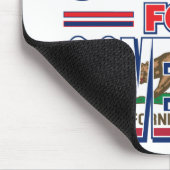 Caitlyn-for-GOV-Gay-Pride-Flag Mousepad (Ecke)