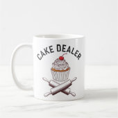 "Cake Dealer Cupcake Design | Benutzerdefiniertes  Kaffeetasse (Links)