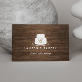 Cake Monogram Logo in Weiß auf Braunholz Visitenkarte