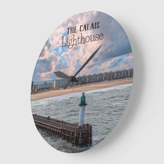 Calais Leuchtturm mit Wasser I Akrylwand Uhr (Winkel)