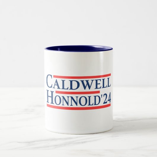 Caldwell Honnold 2024 Zweifarbige Tasse (Mittel)