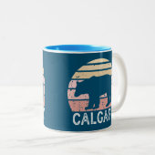 Calgary Alberta Retro Bear Zweifarbige Tasse (VorderseiteRechts)