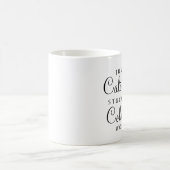 Cali Mädchen, in einer Colorado-Welt Kaffeetasse (Mittel)