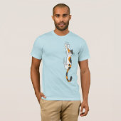 Calico Cat Hanging On Funny Cat Lover's T-Shirt (Vorne ganz)