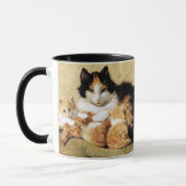 Calico Cat & ihre Kätzchen von Henriette Ronner Kn Tasse (Links)