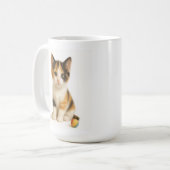 Calico Curiosity - Kitten mit Color Pop Ball Kaffeetasse (Vorderseite Links)