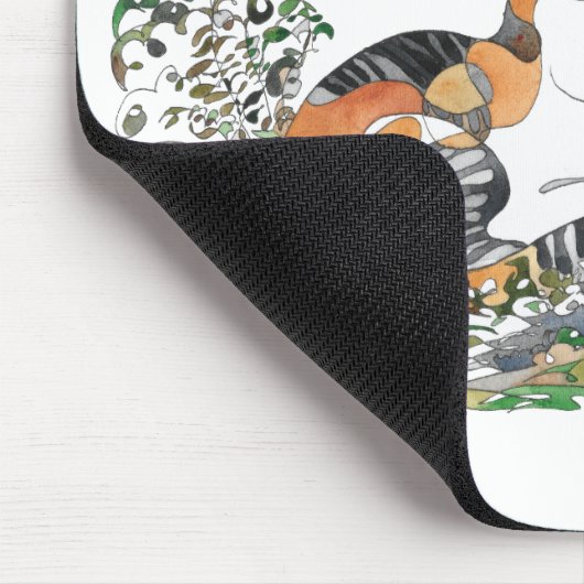 Calico Katze im Garten Mousepad (Ecke)