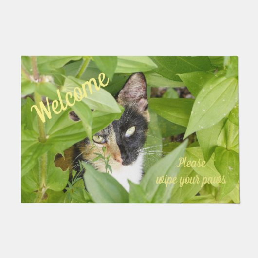 Calico Katze im Zinnias Doormat Fußmatte (Vorderseite)