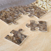 Calico Katze sitzt im Garten Puzzle (Seite)