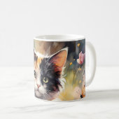 Calico Katze und Schmetterlinge im Frühlingspark Kaffeetasse (VorderseiteRechts)