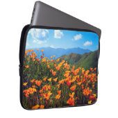 California Poppies Covering a Hillside Laptopschutzhülle (Vorne Rechts)