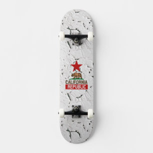 California Republic Abblätterndes Lack-Dekor Skateboard