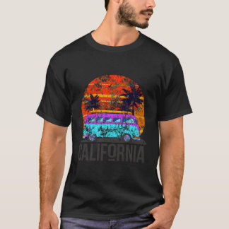 California Retro Surf Vintager Bus Van Surfer Dist T-Shirt