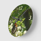 California Sister Butterfly in Yosemite Runde Wanduhr (Winkel)