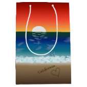 California Sunset | Beach Sand Heart Mittlere Geschenktüte (Vorderseite)