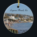 California Travel Vacation Foto Laguna Beach Keramik Ornament<br><div class="desc">Reisen Weihnachtsschmuck mit einem Foto des Ozeans in Laguna Beach,  Kalifornien. Verwenden Sie die Vorlage,  um das Jahr auf der Rückseite hinzuzufügen. Dieses Ornament ist ein großartiges Souvenir für einen Urlaub in Laguna Beach.</div>