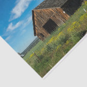 California Weathered Brown Barn and Yellow Flowers Seidenpapier (Ausschnitt)