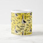 Call Mama Jumbo Tasse 20 Oz<br><div class="desc">Ja, Mütter sind Sie nicht allein; diese Tage der niedlichen Gurgles sind vorbei, denn jetzt ist dieser wertvolle Kleine voll und ganz lautstark: schreien, schreien und manchmal Töne machen, die Sie nicht ganz identifizieren können (könnte das ein Quäkchen sein?); aber egal, wie der Ton aussieht, der Tonhöhe lasse Ihnen, dass...</div>