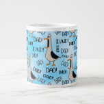 Call Vater Jumbo Tasse 20 Oz<br><div class="desc">Ja, Mütter sind Sie nicht allein; diese Tage der niedlichen Gurgles sind vorbei, denn jetzt ist dieser wertvolle Kleine voll und ganz lautstark: schreien, schreien und manchmal Töne machen, die Sie nicht ganz identifizieren können (könnte das ein Quäkchen sein?); aber egal, wie der Ton aussieht, der Tonhöhe lasse Ihnen, dass...</div>