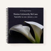 Calla liegt auf dunklem Hintergrund Notizblock (Vorderseite)