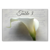 Calla Lilie auf Handschrift Tischnummer (Vorderseite)