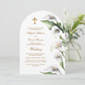 Calla Lilien Bogen religiöse Hochzeit Einladung (Stehend Vorderseite)