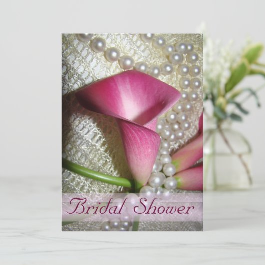 Calla Lilies Bridal Dusche Einladung (Stehend Vorderseite)