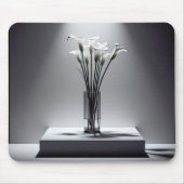 Calla Lilies in den Spotlight Mousepad (Vorne)