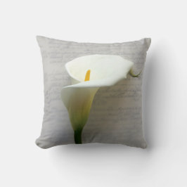 Calla liliy auf Handschrifts-Wurfskissen Kissen