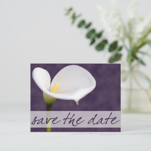 Calla Lily Save the Date Postcard Ankündigungspostkarte (Stehend Vorderseite)