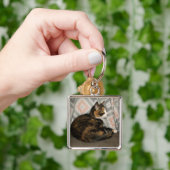 Callie Cat auf Sofa Schlüsselanhänger (Hand)