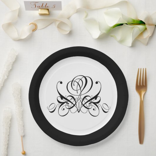 Calligrafy Black Rose Wedding Pappteller (Hochzeit)
