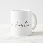 Calligraphie Eleganto Schlichte Schwarz & Weiß Ein Jumbo-Tasse (Vorderseite Rechts)
