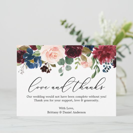 Calligraphie-Liebe dank Burgundy Blue Floral Dankeskarte (Stehend Vorderseite)