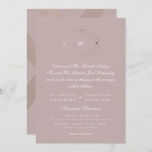 Calligraphie Monogram Gold Foil Taupe Musk Wedding Einladung (Vorne/Hinten)