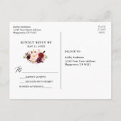 Calligraphy Burgundy Floral Wedding RSVP Postkarte (Rückseite)