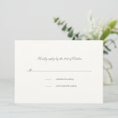 Calligraphy Formal Classic Pearl Wedding RSVP Card (Stehend Vorderseite)