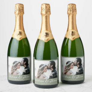 Calligraphy Foto Sage Green Wedding Party Schaumweinetikett