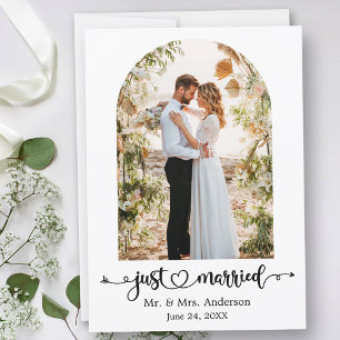 Calligraphy Heart Just Married Arch Wedding Ankündigung