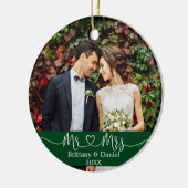 Calligraphy Heart Mr. und Mrs. Wedding Foto Green Keramik Ornament (Links)