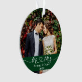 Calligraphy Heart Mr. und Mrs. Wedding Foto Green Ornament (Vorderseite)