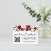 Calligraphy Heart Wedding Web QR Burgundy Floral Begleitkarte (Stehend Vorderseite)