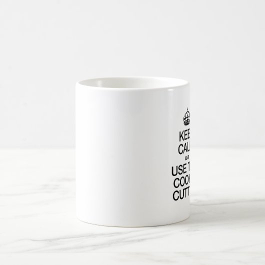 CALM behalten UND COOKIE-CUTTER VERWENDEN Kaffeetasse (Mittel)