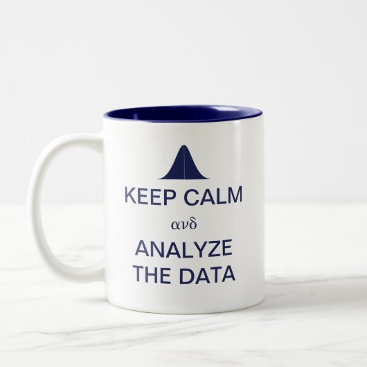 Calm behalten und die Datenstatistiken analysiert Zweifarbige Tasse (Links)
